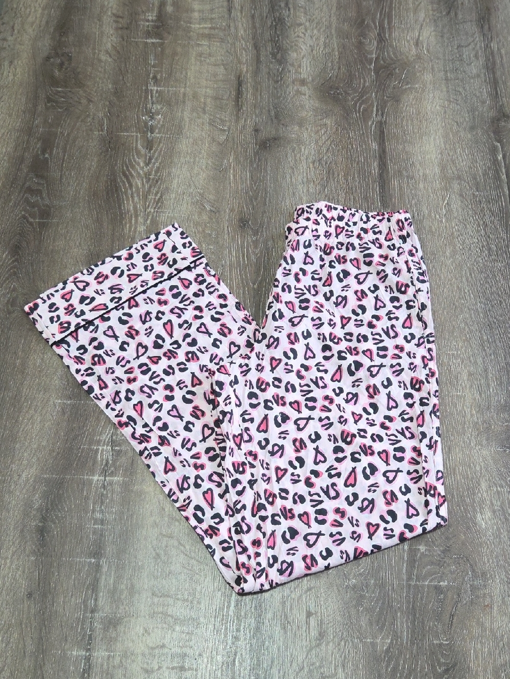 NEW! Victoria's Secret Animal Print Heart VS Logo PJ Pajama Pants Pockets LONG